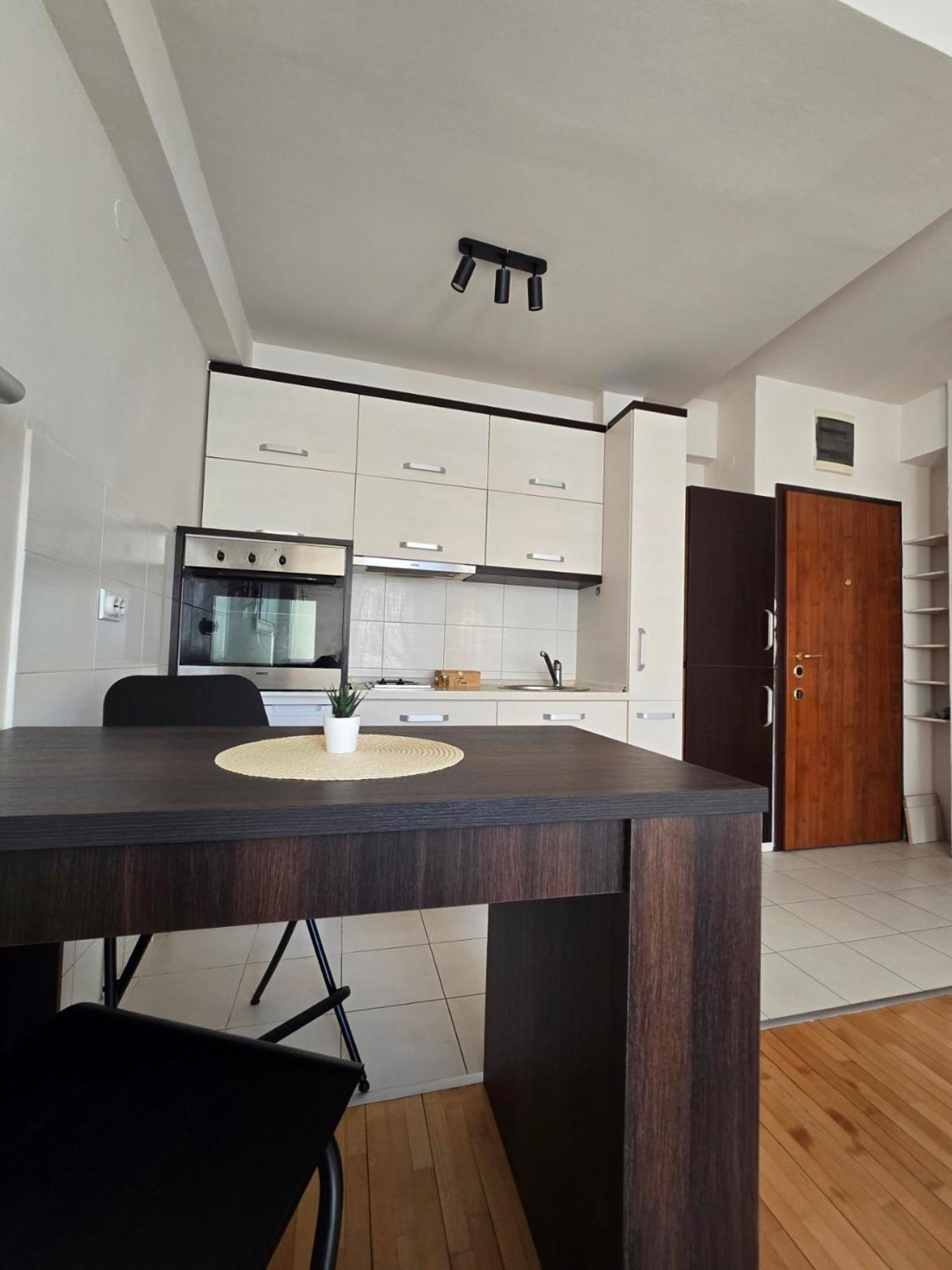 4 * Skopje